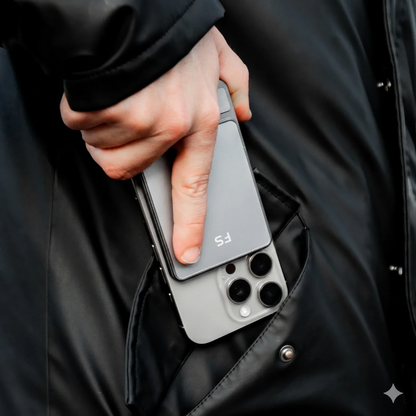 NordCharge - magnetic power bank with overheating protection